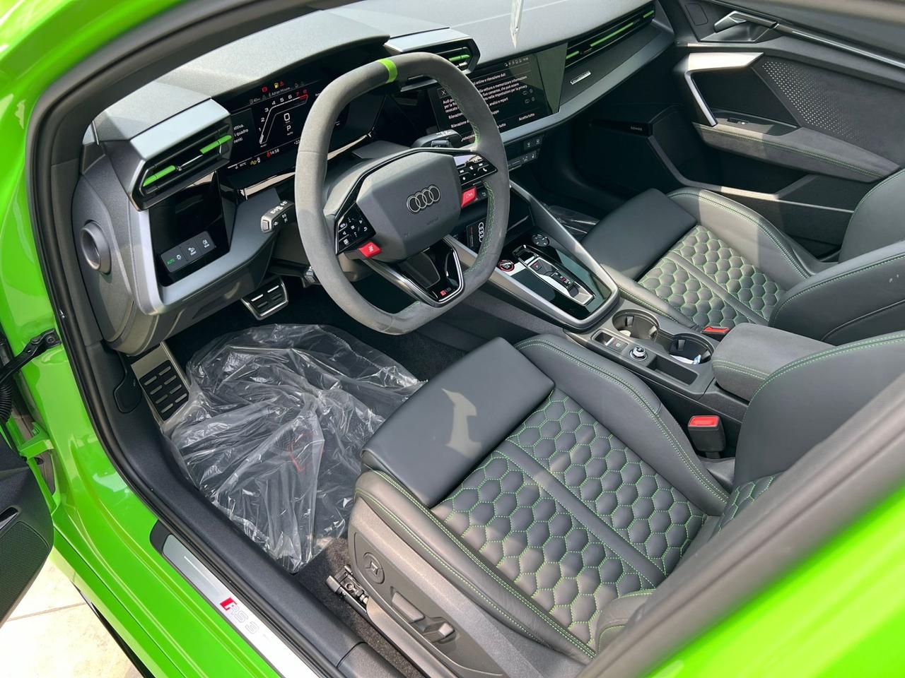 Audi RS3 SPB TFSI quattro S tronic performance