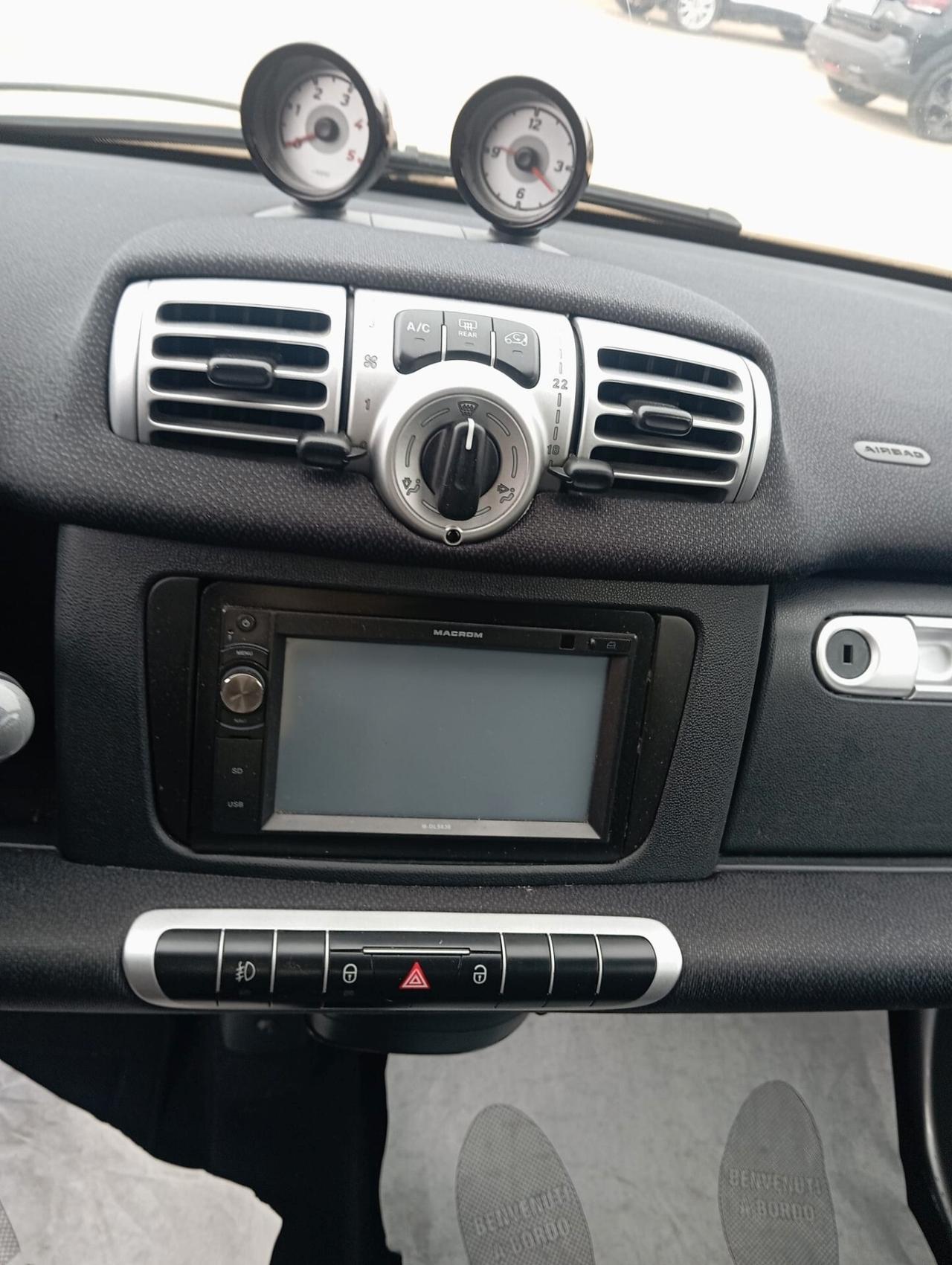 Smart ForTwo 800 40 kW coupé passion cdi