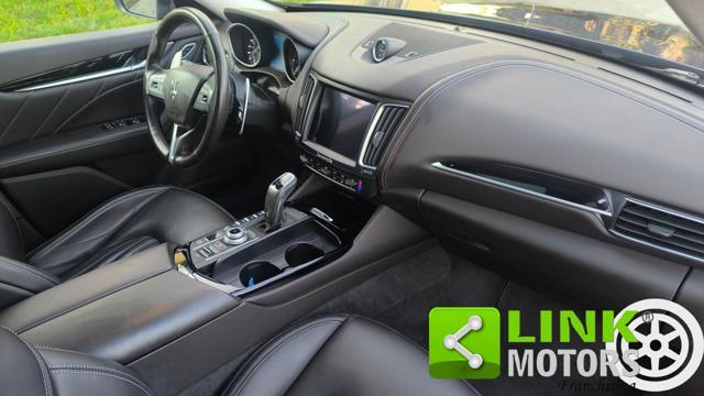 MASERATI Levante V6 275CV Q4 Granlusso