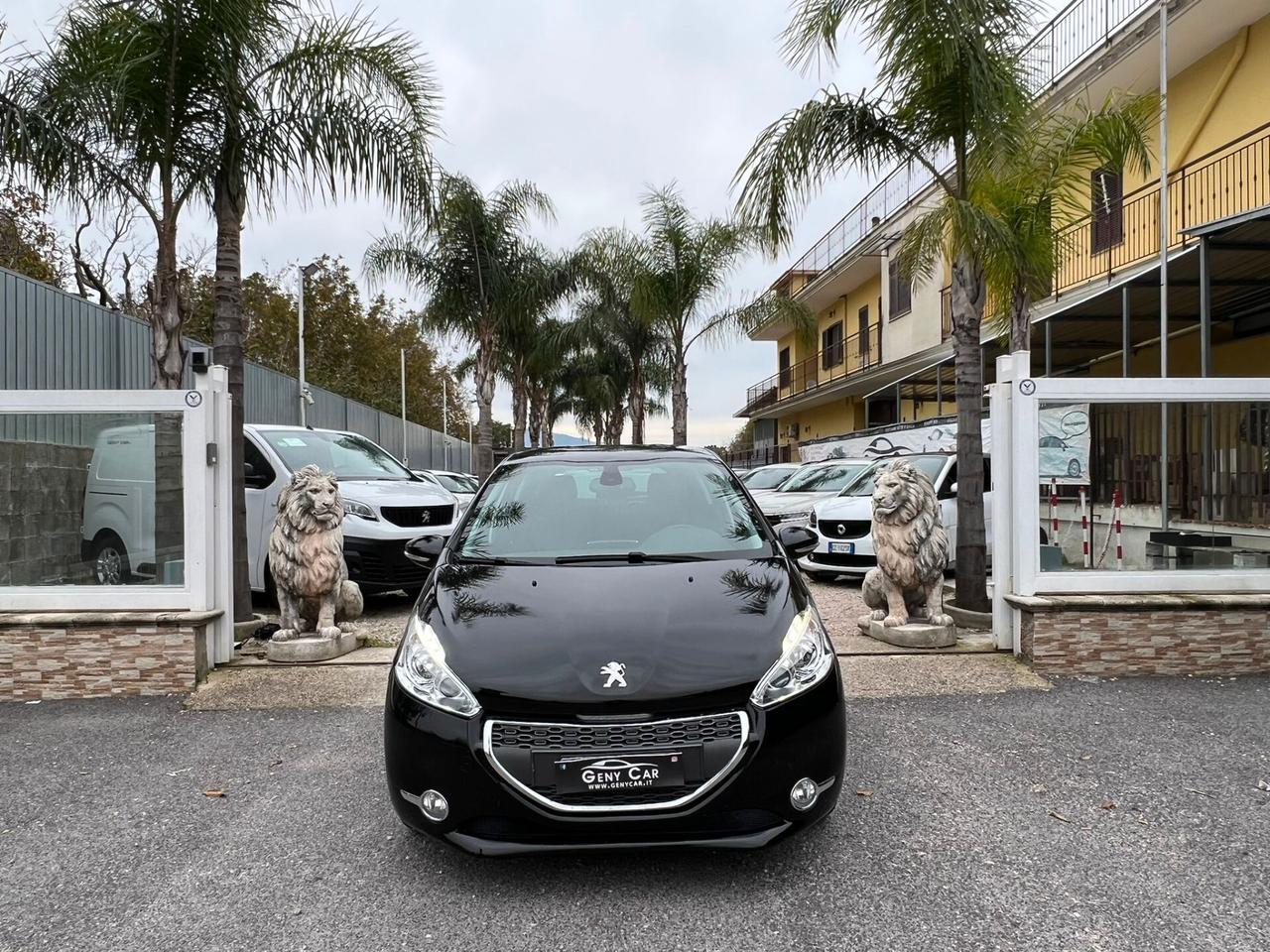 Peugeot 208 1.4 HDi 68 CV 5 porte Allure