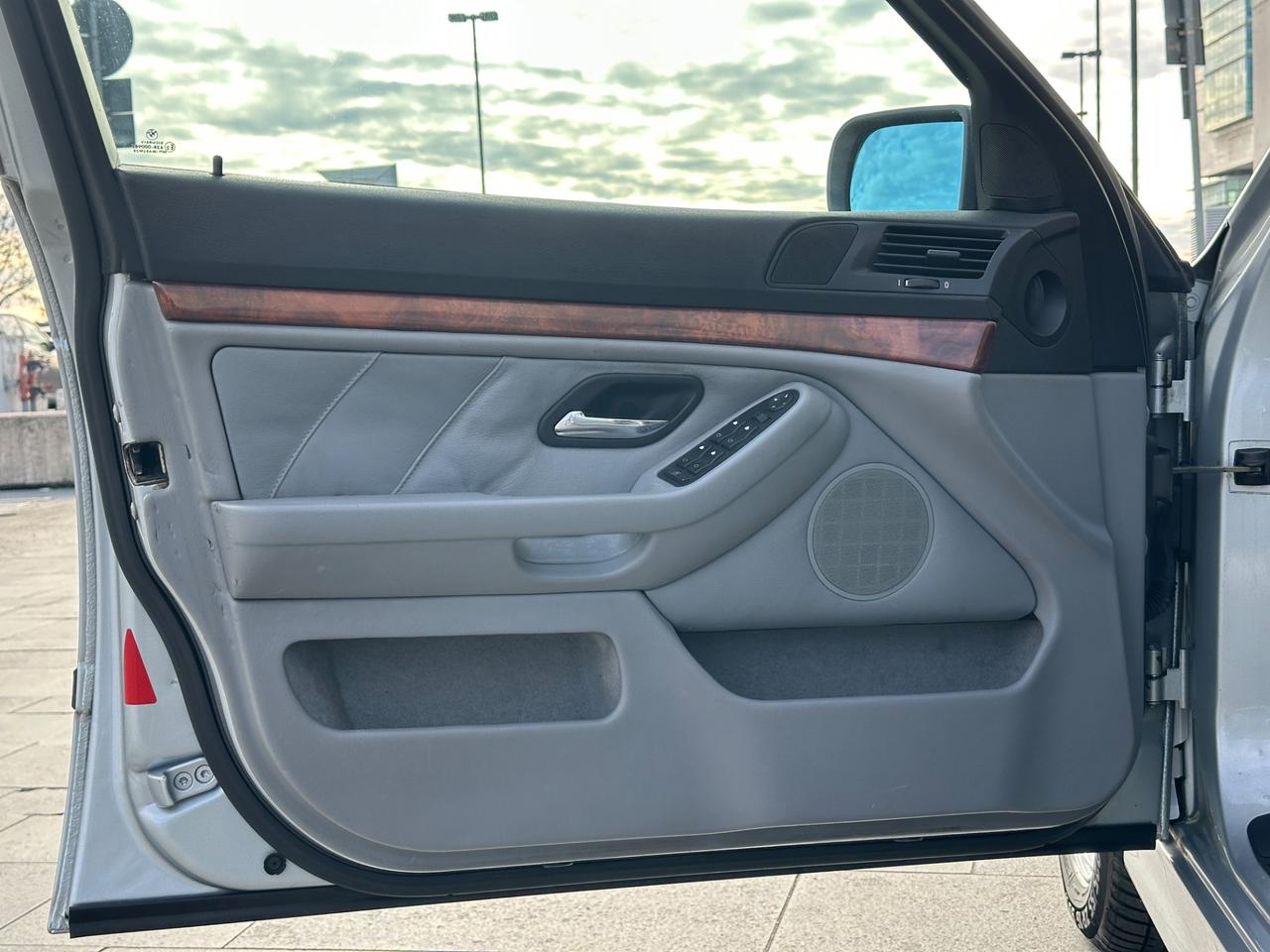 Bmw 520i 24V cat Automatica