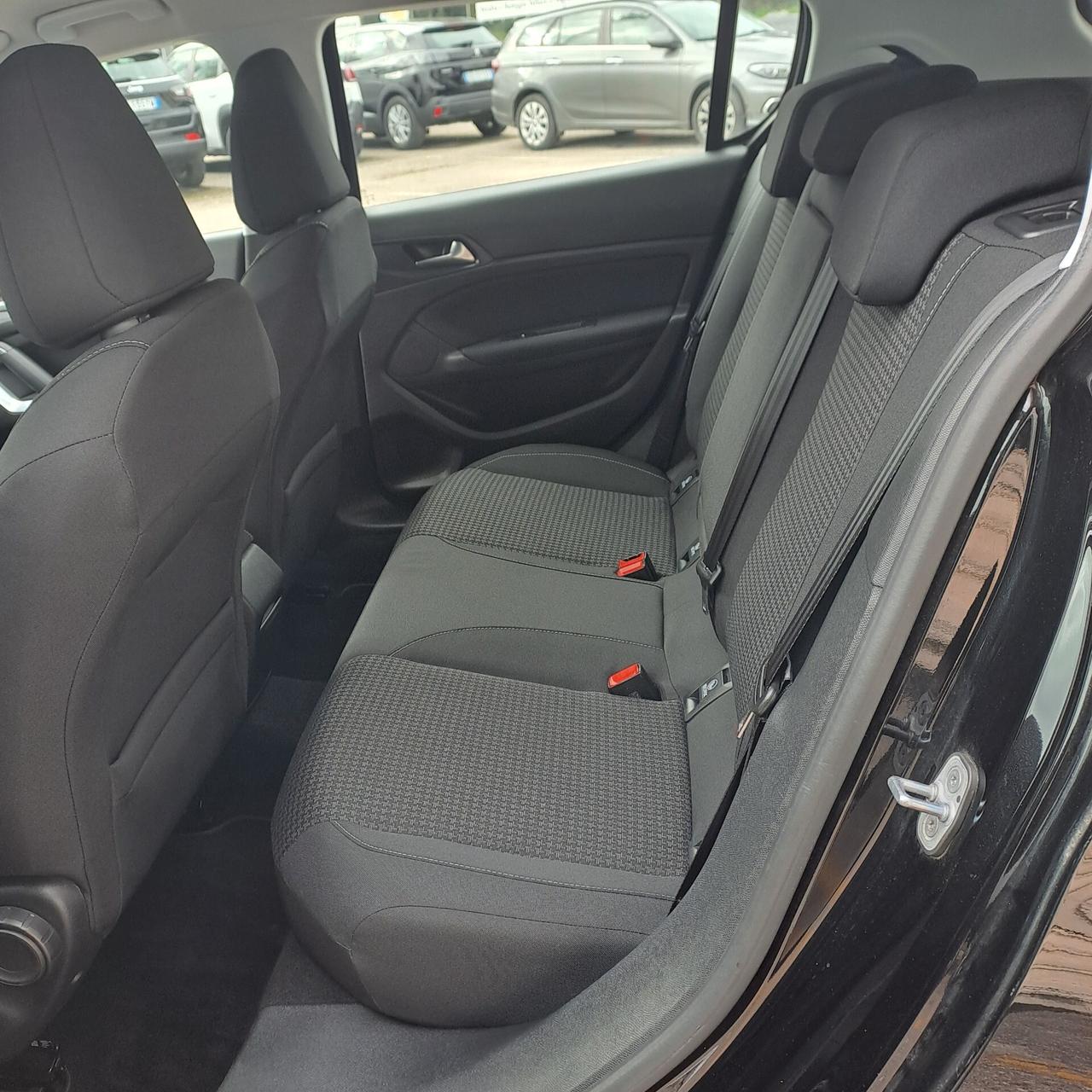 Peugeot 308 1.5 Bluehdi 130 Cv Eat8 Business