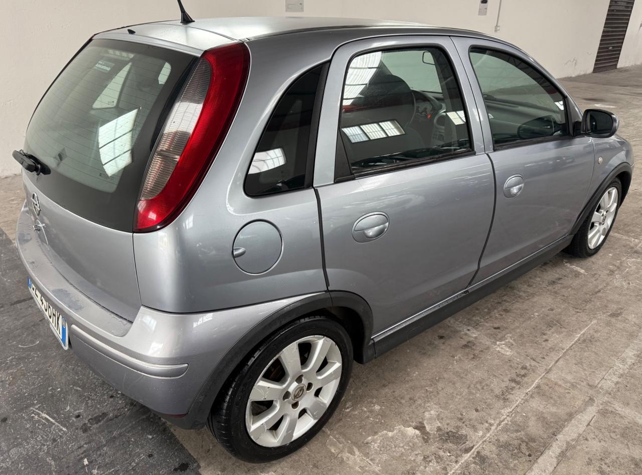 Opel Corsa 1.0 Benzina 60Cv 5 porte - 2006