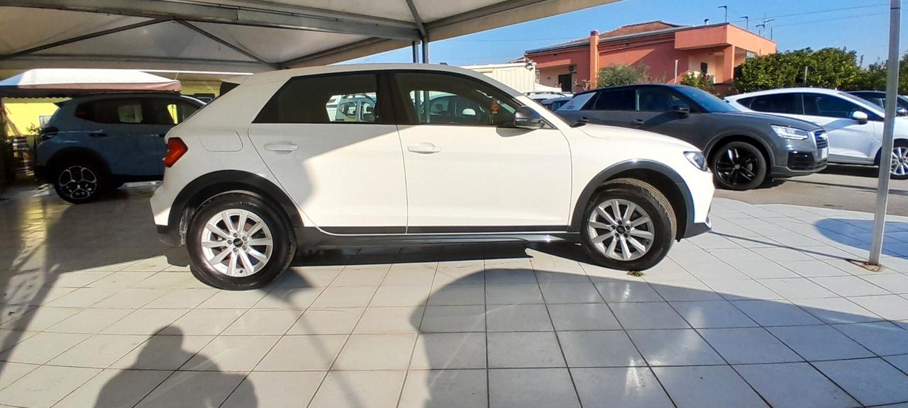 Audi A1 citycarver 25 TFSI Admired