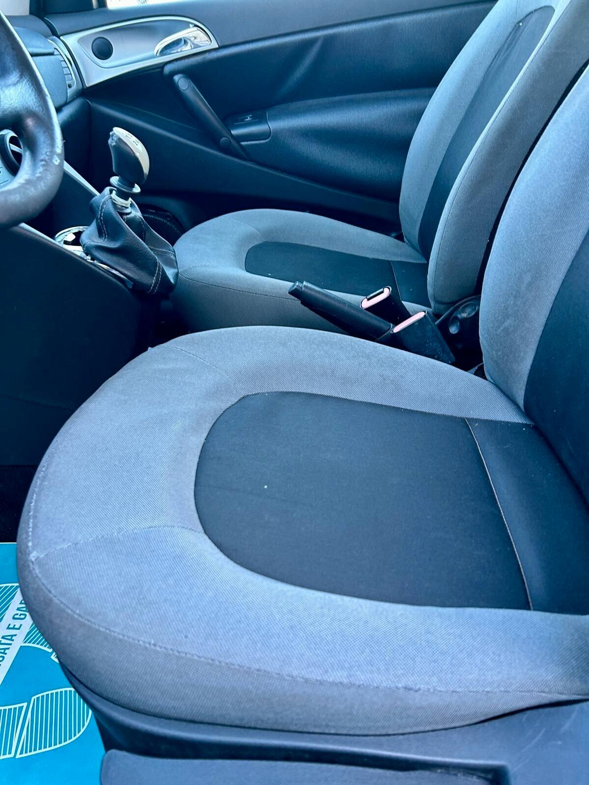 Lancia Ypsilon 1.2 69 CV Unyca - OK NEOPATENTATO