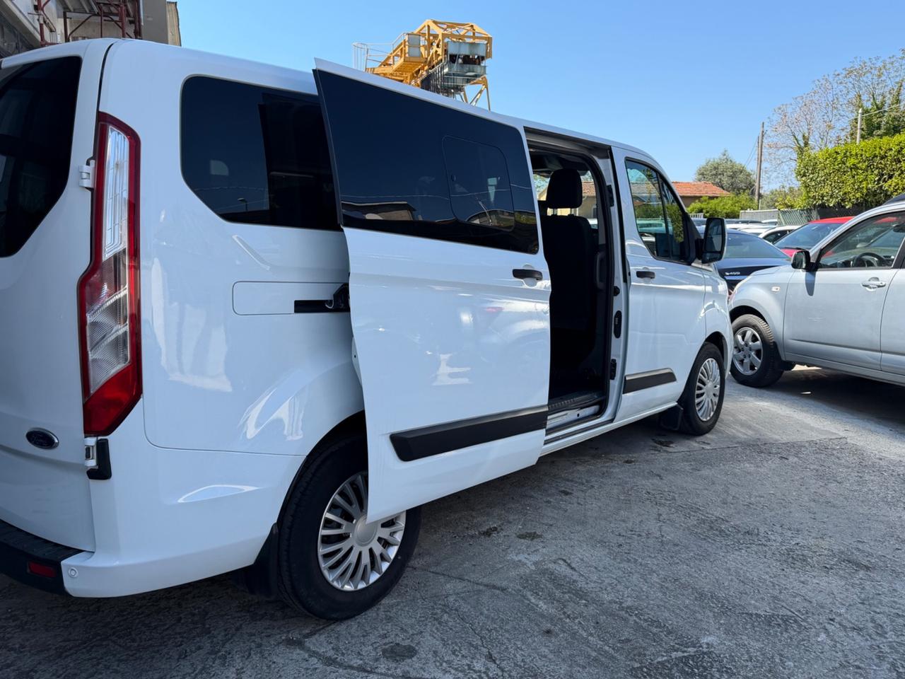 Ford Transit Custom 9 Posti passo lungo 320 2.0 TDCi 130 aut. PL Furgone Trend