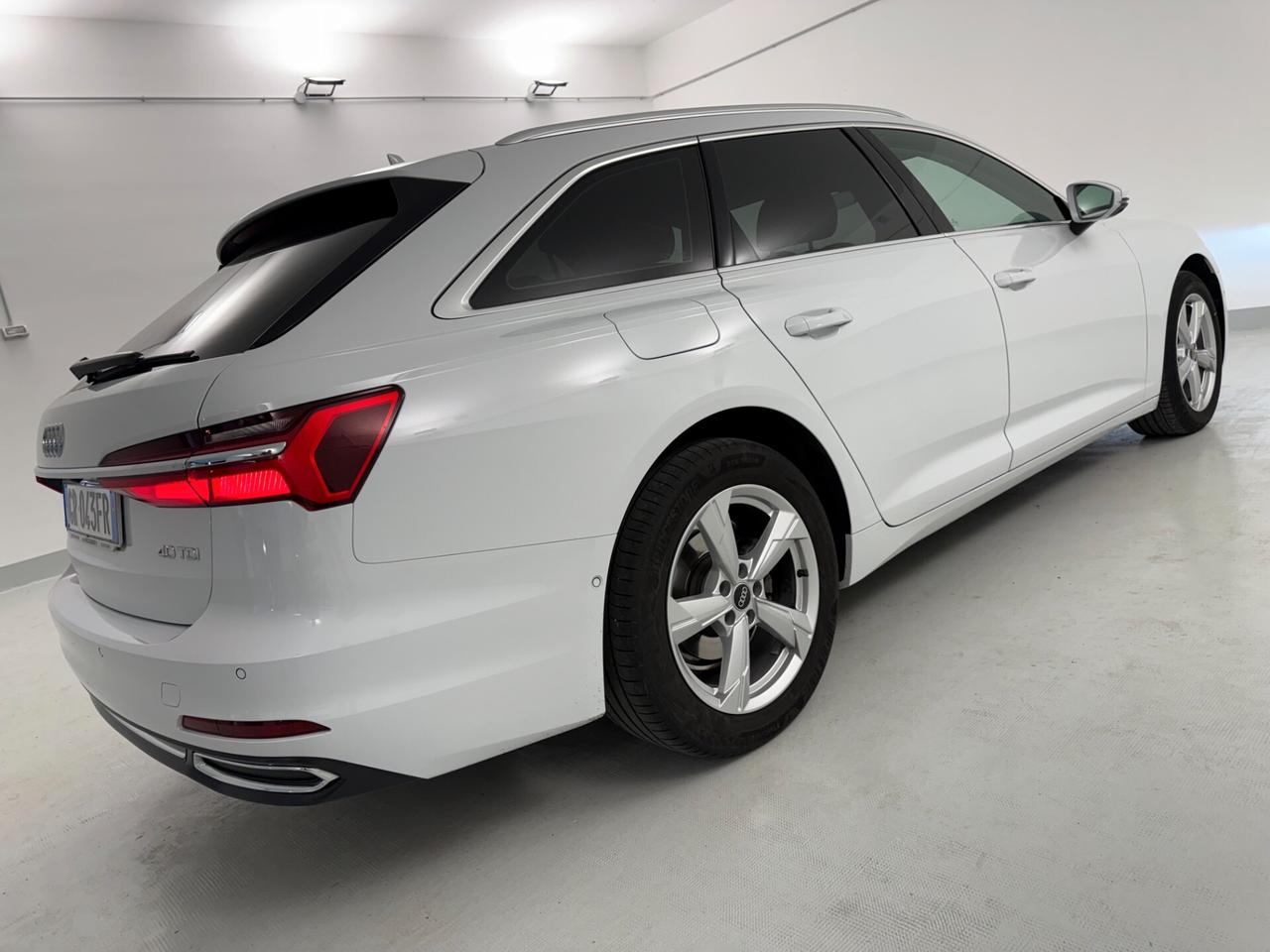 Audi A6 Avant 40 2.0 TDI S tronic Business Sport