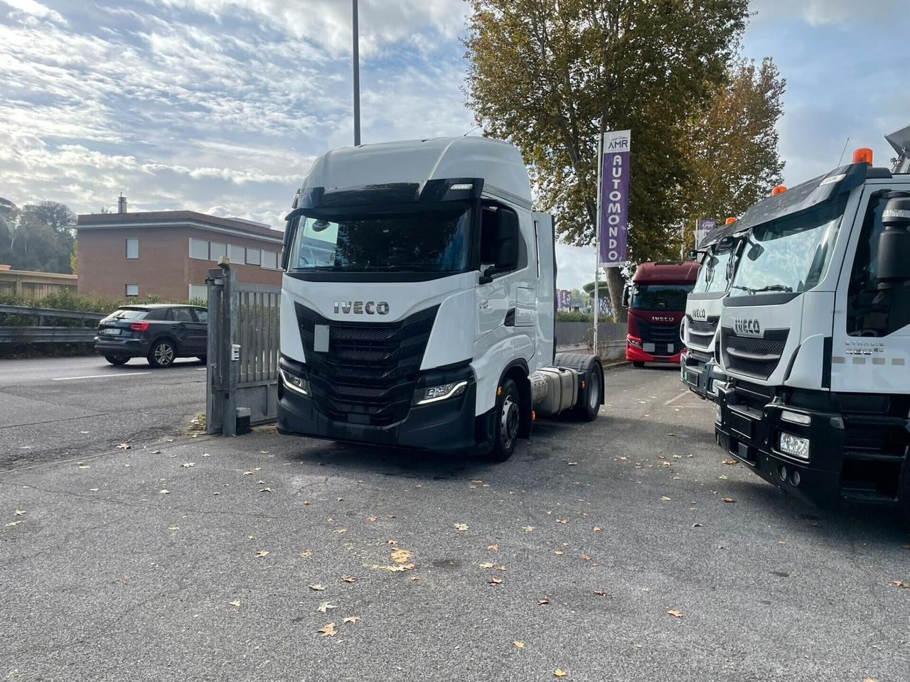 Iveco S-Way 490 (2 unità)