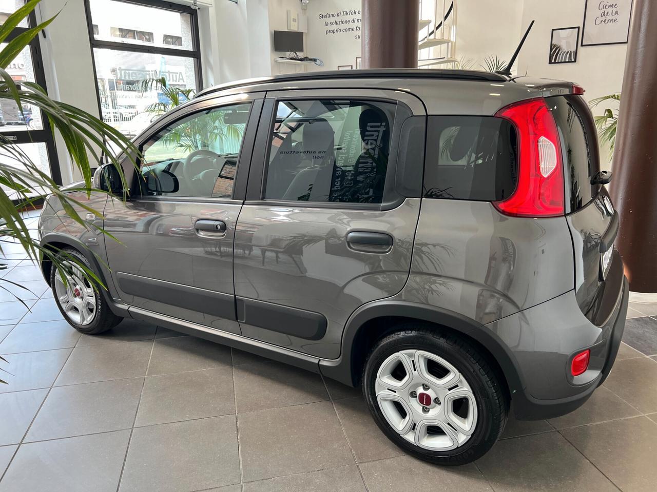 FIAT PANDA 1.0 70 CV HYBRID CITY LIFE €179/MESE