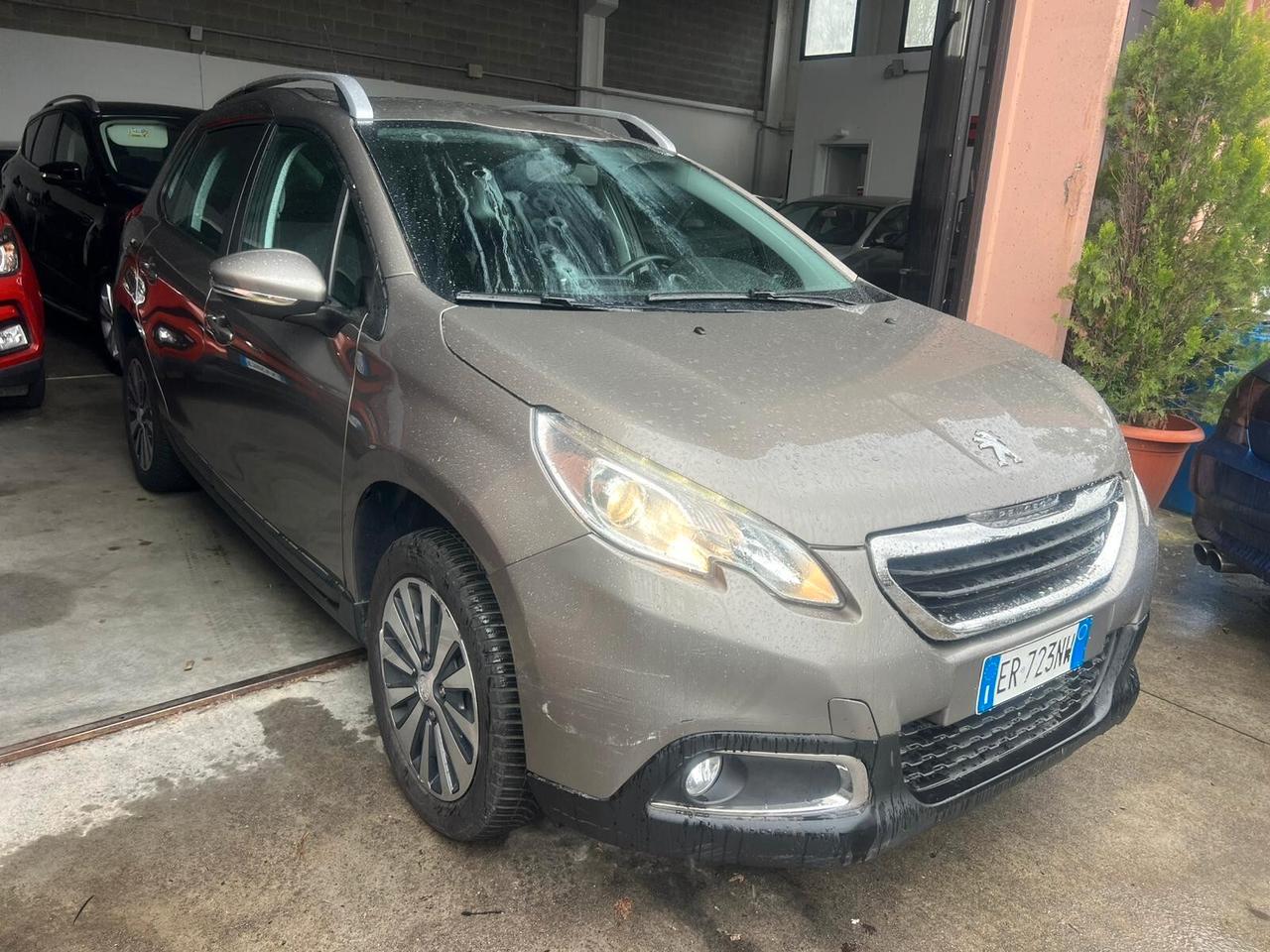 Peugeot 2008 1.6 e-HDi 92 CV Stop&Start robotizzato Allure