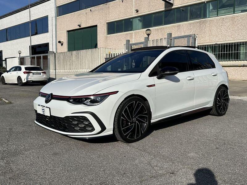 Volkswagen Golf GTI 2.0TSI Performance DSG