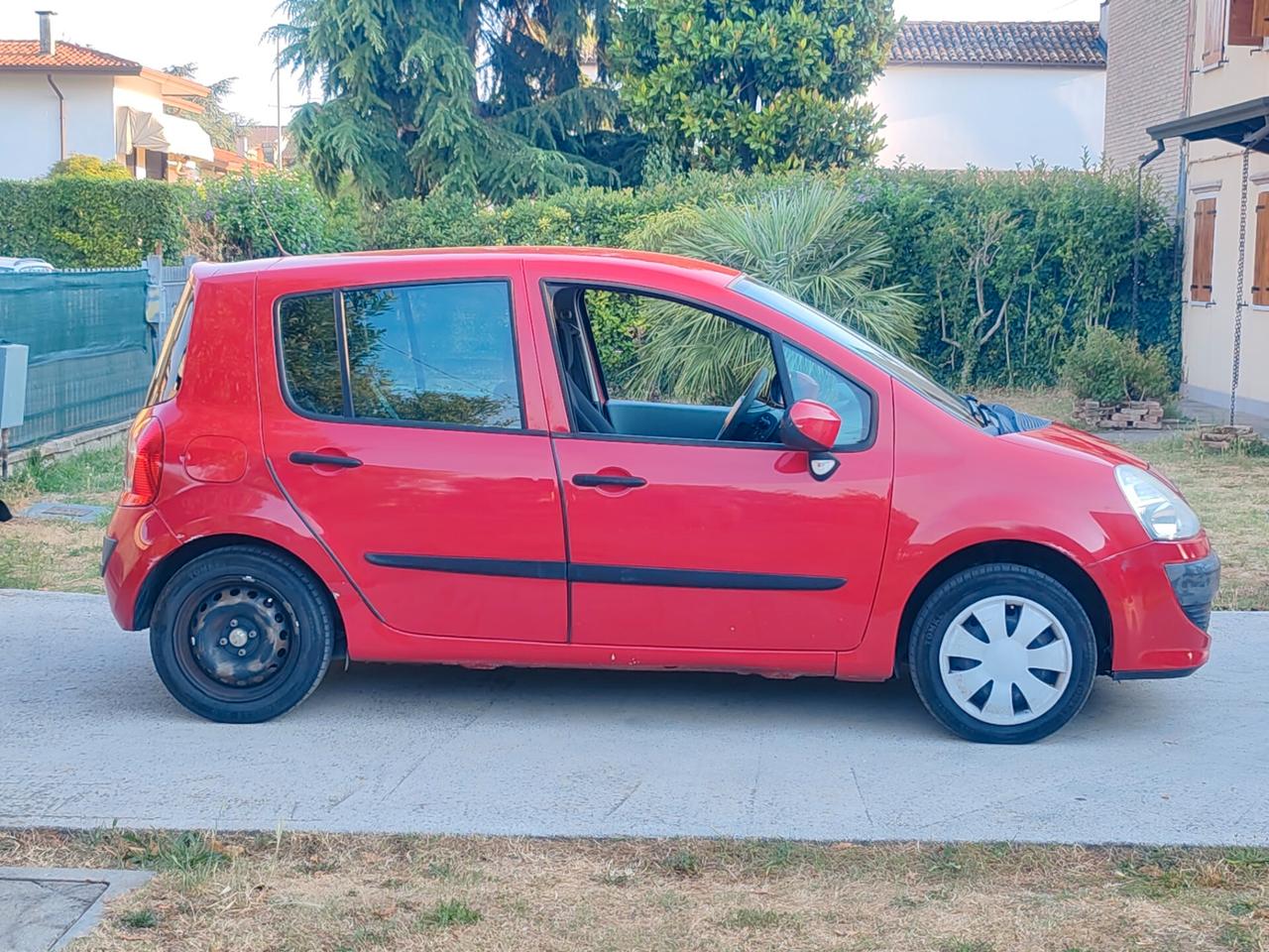 Renault Modus 1.2 16V GPL" 2009