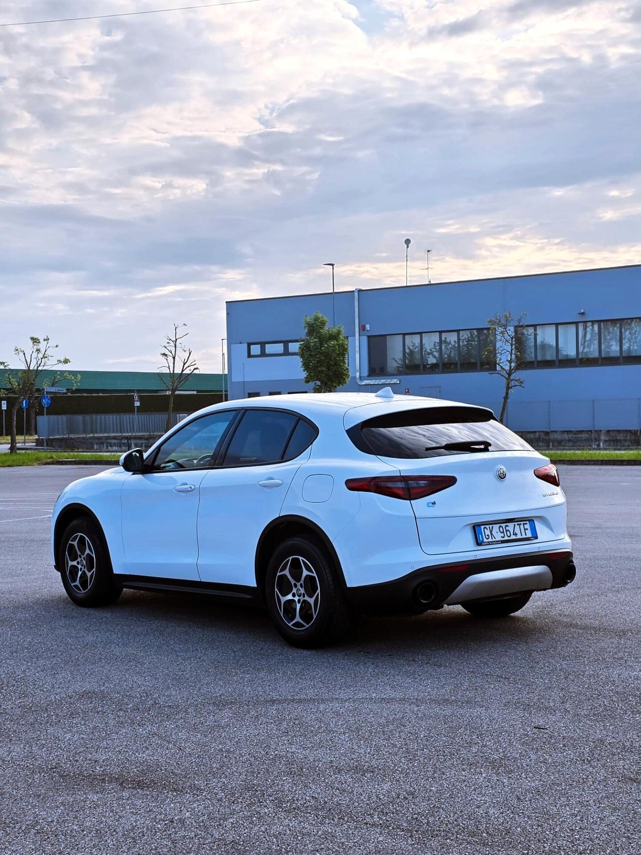 Alfa Romeo STELVIO 2.2 Diesel 190CV AT8 Q4