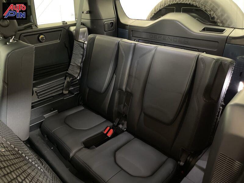 Land Rover Defender Defender 110 3.0D I6 250 CV AWD Auto SE