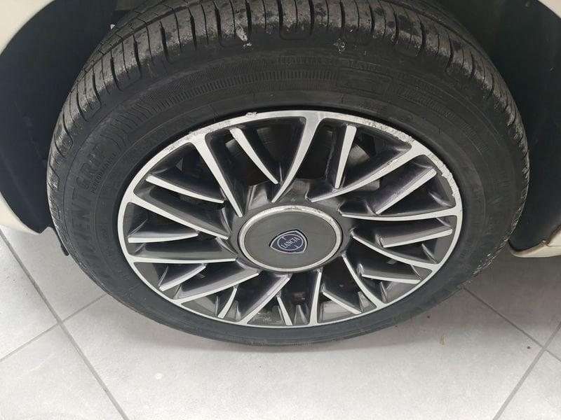 Lancia Ypsilon Ypsilon 1.2 69 CV 5 porte Gold VEDI FOTO