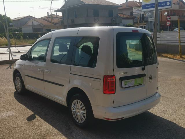 VOLKSWAGEN Caddy 1.4 TGI DSG Trendline 5 POSTI autovettura