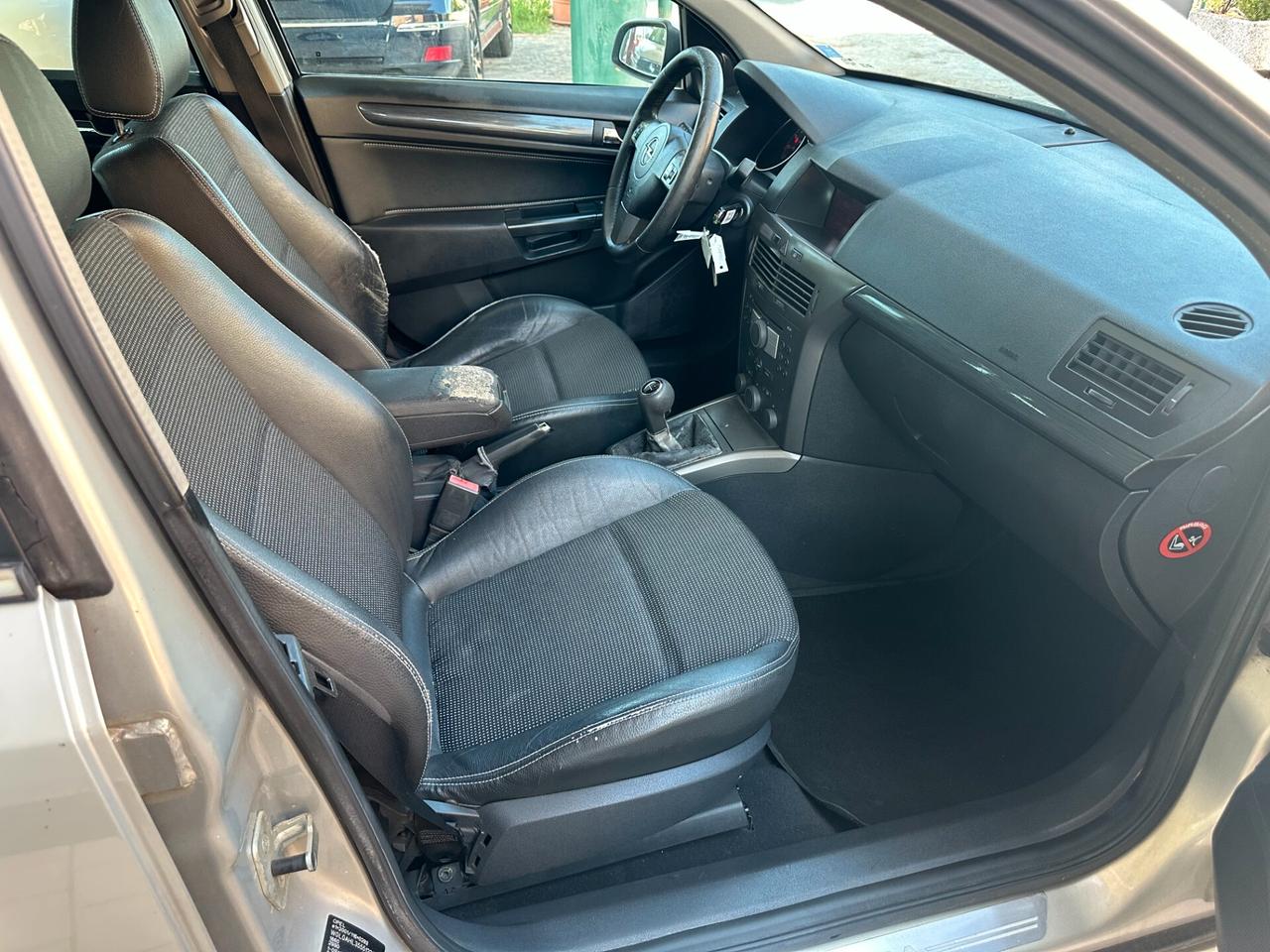 Opel Astra 1.6 16V Twinport Station Wagon Cosmo