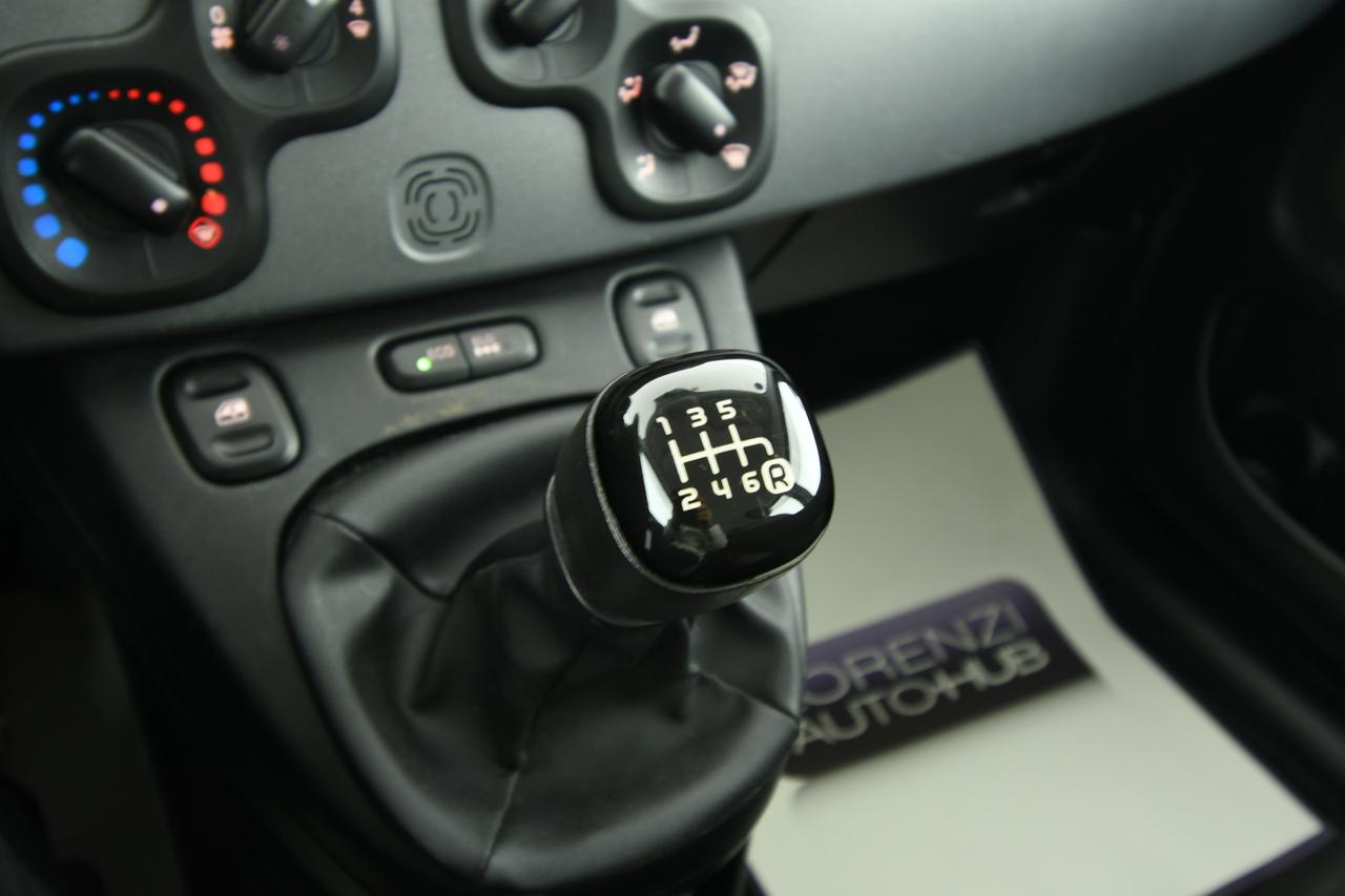 FIAT Panda 0.9 t.air t. Wild 4x4 s&s 85cv 5p.ti APP CONNECT+NEOPATENTATI