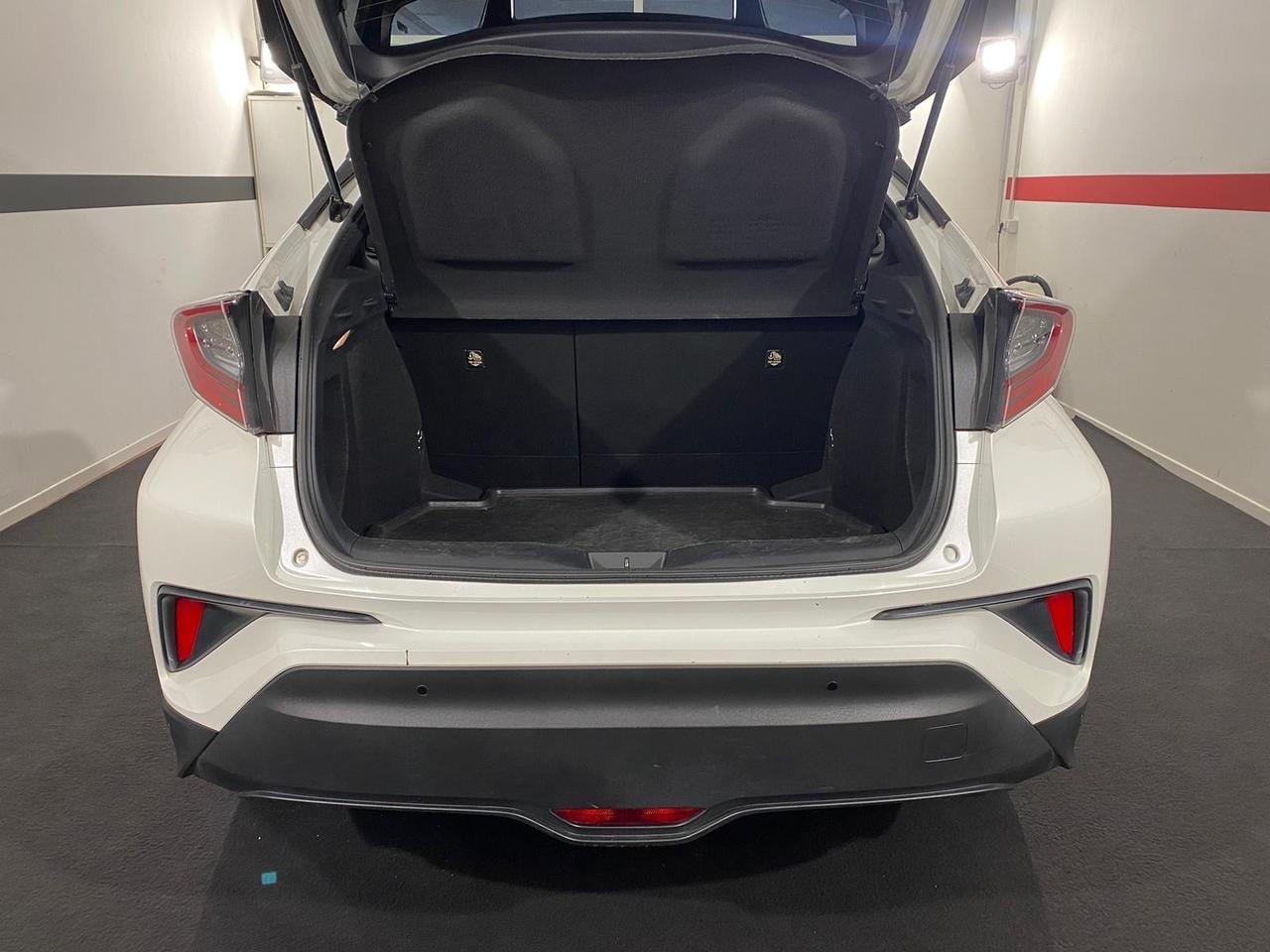 Toyota C-HR 1.8 Hybrid E-CVT * SOLO 64000 KM*