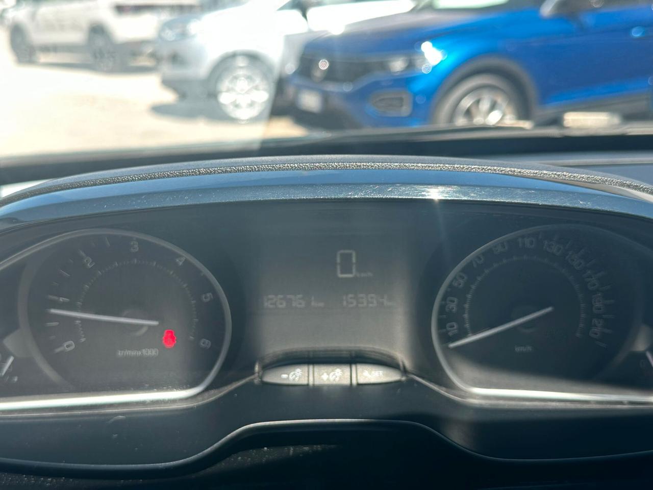 Peugeot 2008 BlueHDi 100 S&S Allure