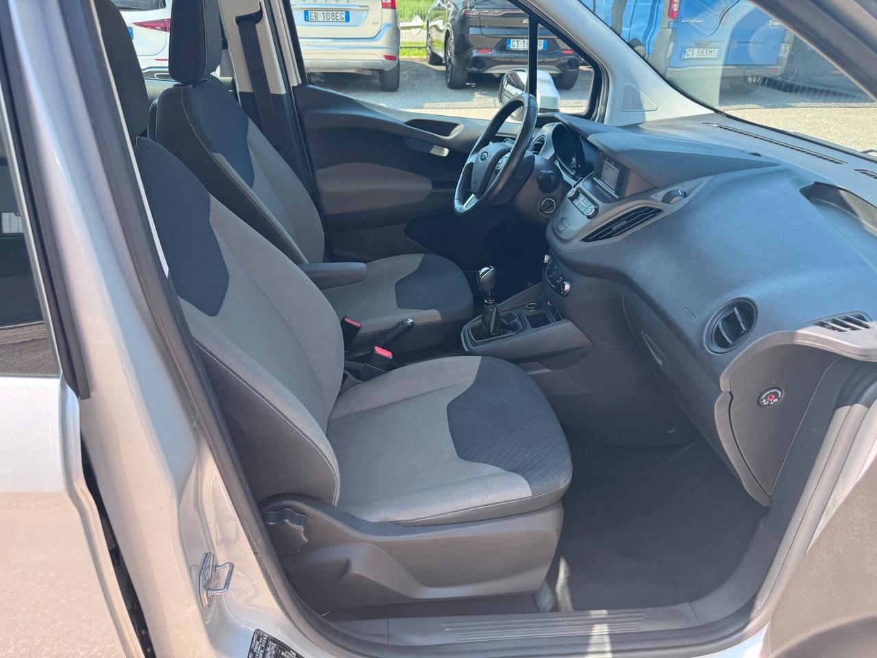 Ford Tourneo Courier 1.5 TDCI 100 CV S&S Plus