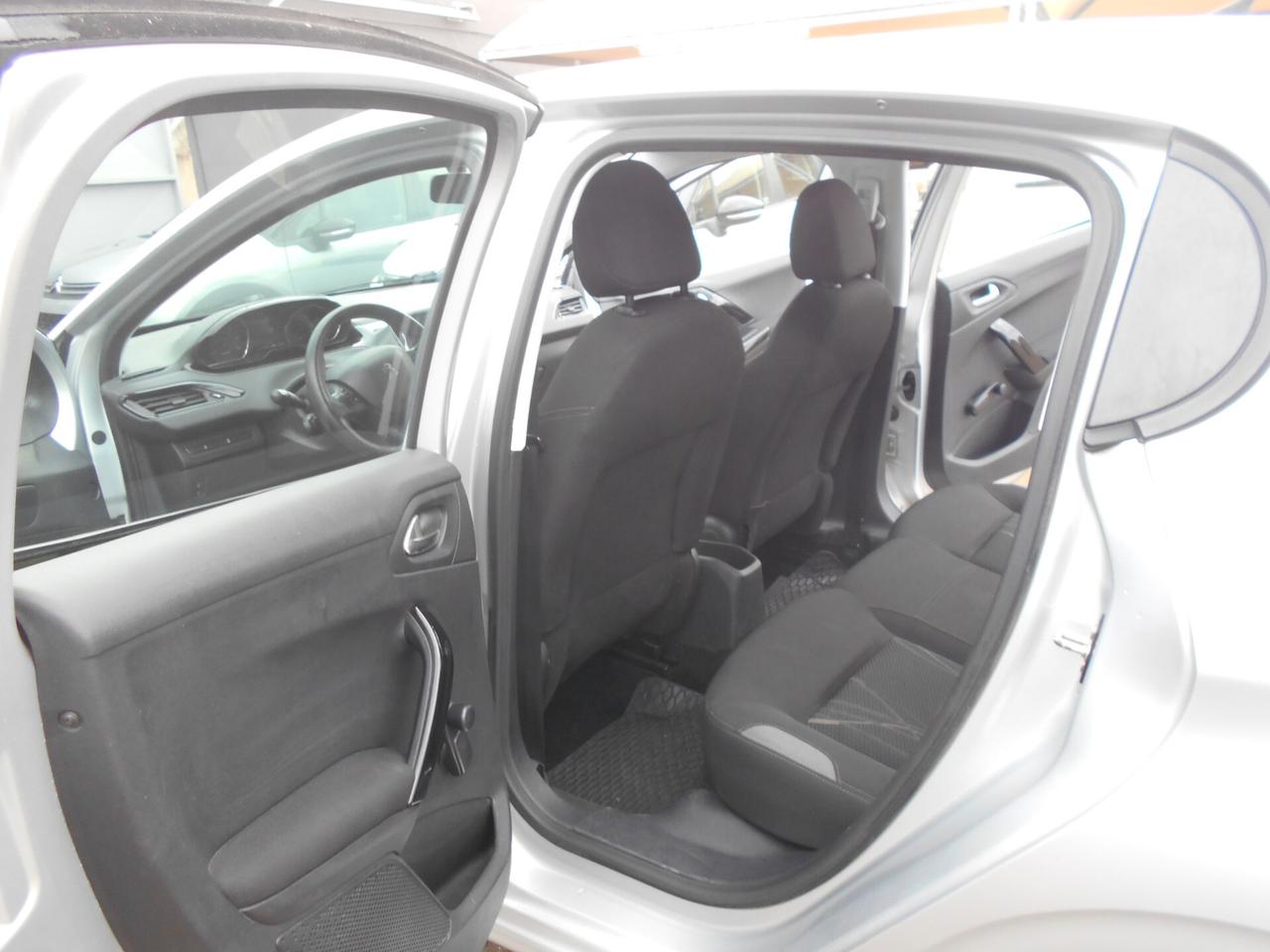 Peugeot 208 1.4 HDi 68 CV 5 porte Active