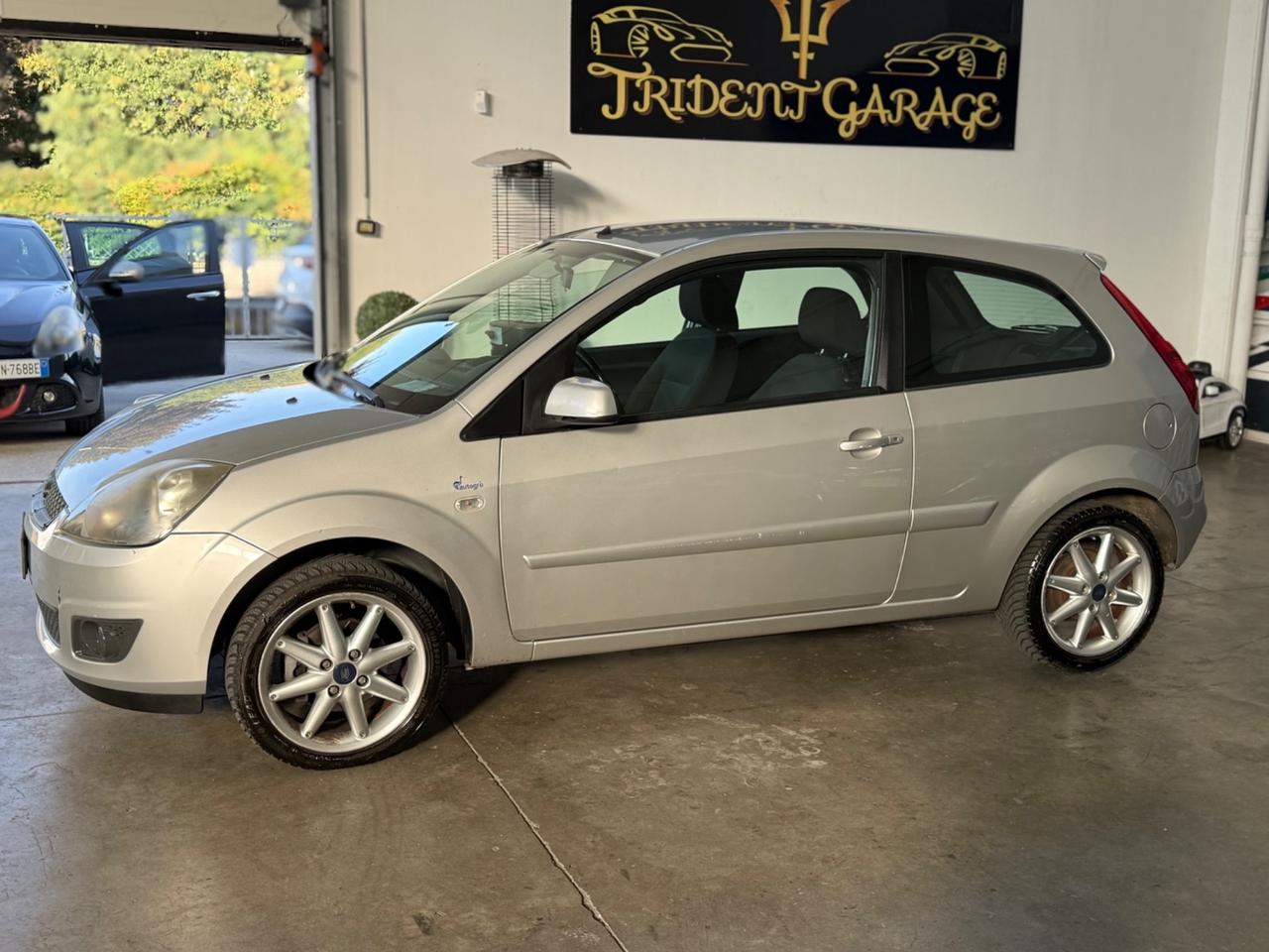 Ford Fiesta 1.4 TDCi 5p. Titanium