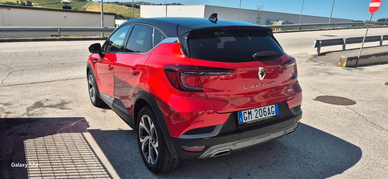 Renault Captur Hybrid PLUG-IN E-Tech 92 CV RS SPORT