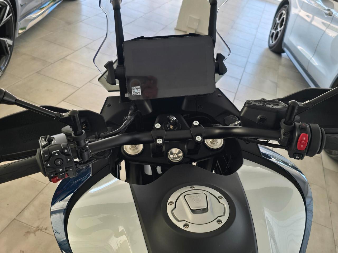 Cf Moto 800MT Explorer km0