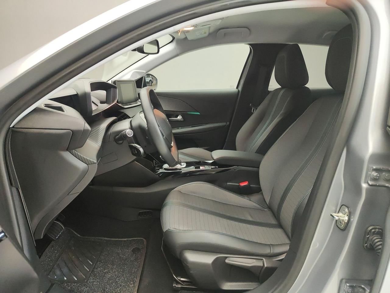 PEUGEOT 208 II 2019 E-208 ALLURE PACK 100KW 136CV