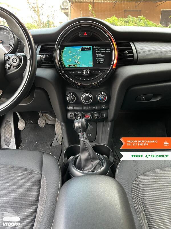 MINI Mini Cbr. (F57) Mini 1.5 Cooper D Boos...