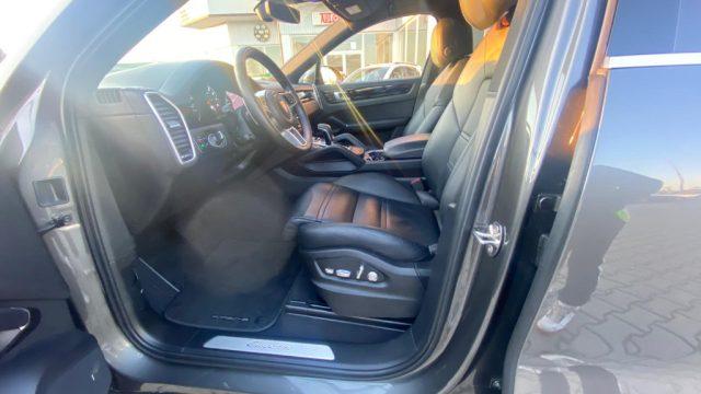 PORSCHE Cayenne Coupé 3.0 V6 UNICO PROPRIETARIO TETTO PANO