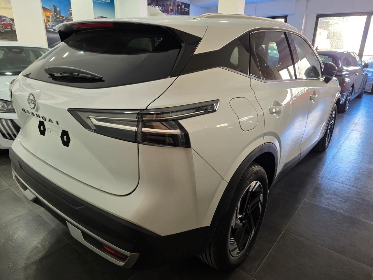 Nissan Qashqai MHEV 140 CV N-Connecta NUOVA DA IMMATRICOLARE