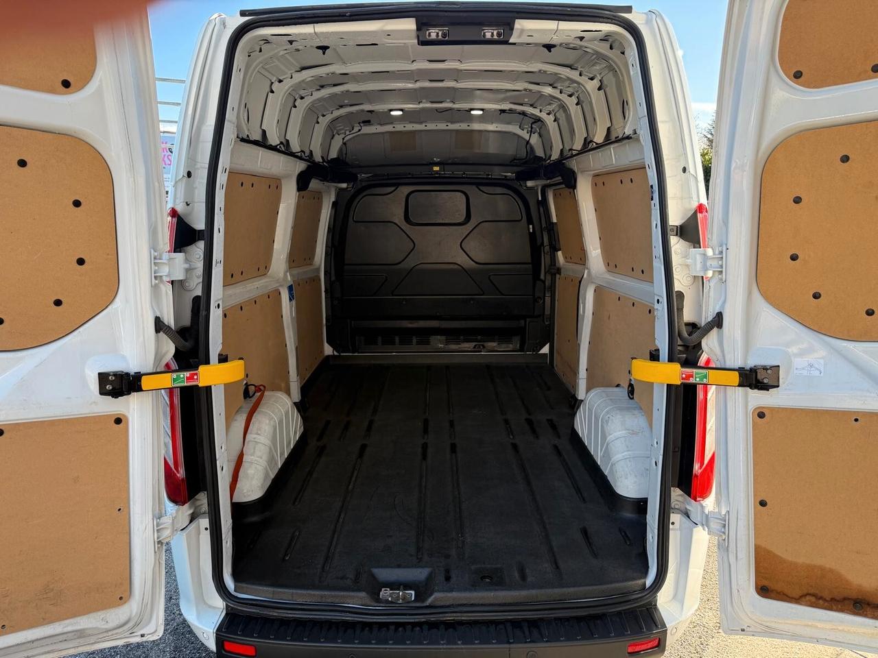 Ford Transit Custom 340 2.0 TDCi 130 PL-TA L2-H2