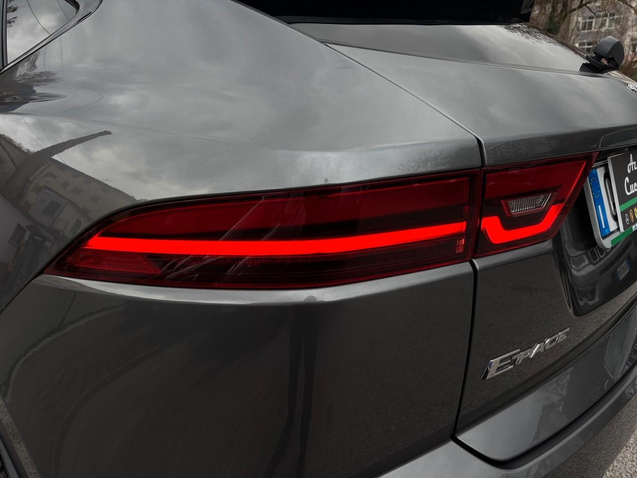 Jaguar E-Pace 2.0D 150 CV AWD aut. Chequered Flag FULL-TETTO