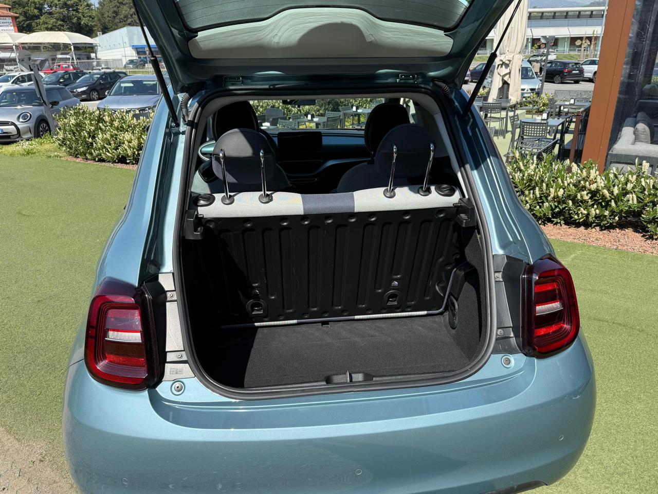 Fiat 500e 3+1 3+1 42 kWh Icon 28000KM UNIPROPRIETARIO