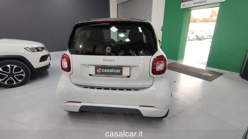 smart fortwo Ypsilon 1.2 69 CV 5 porte Silver 24 MESI DI GARANZIA