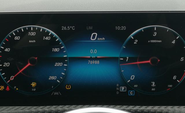 MERCEDES-BENZ A 200 d Automatic Business