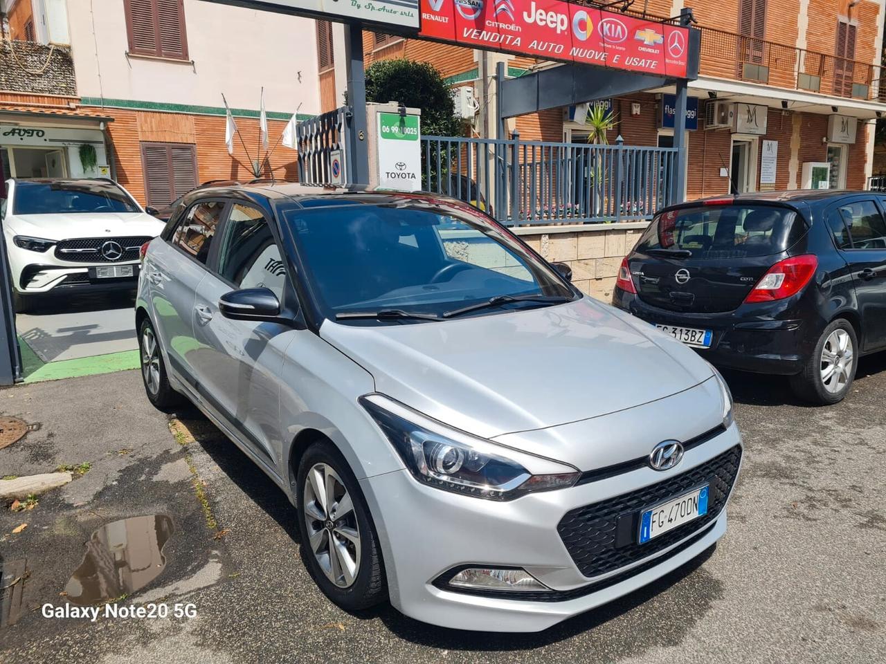 Hyundai i20 1.4 CRDi 5p. Active X-Possible tetto led