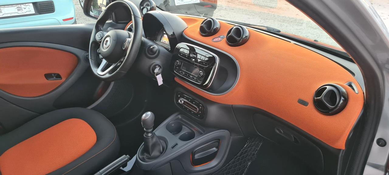 Smart ForFour 90 0.9 Turbo Passion NESSUN OBBLICO DI FINANZIAMENTO GAR.12 MESI