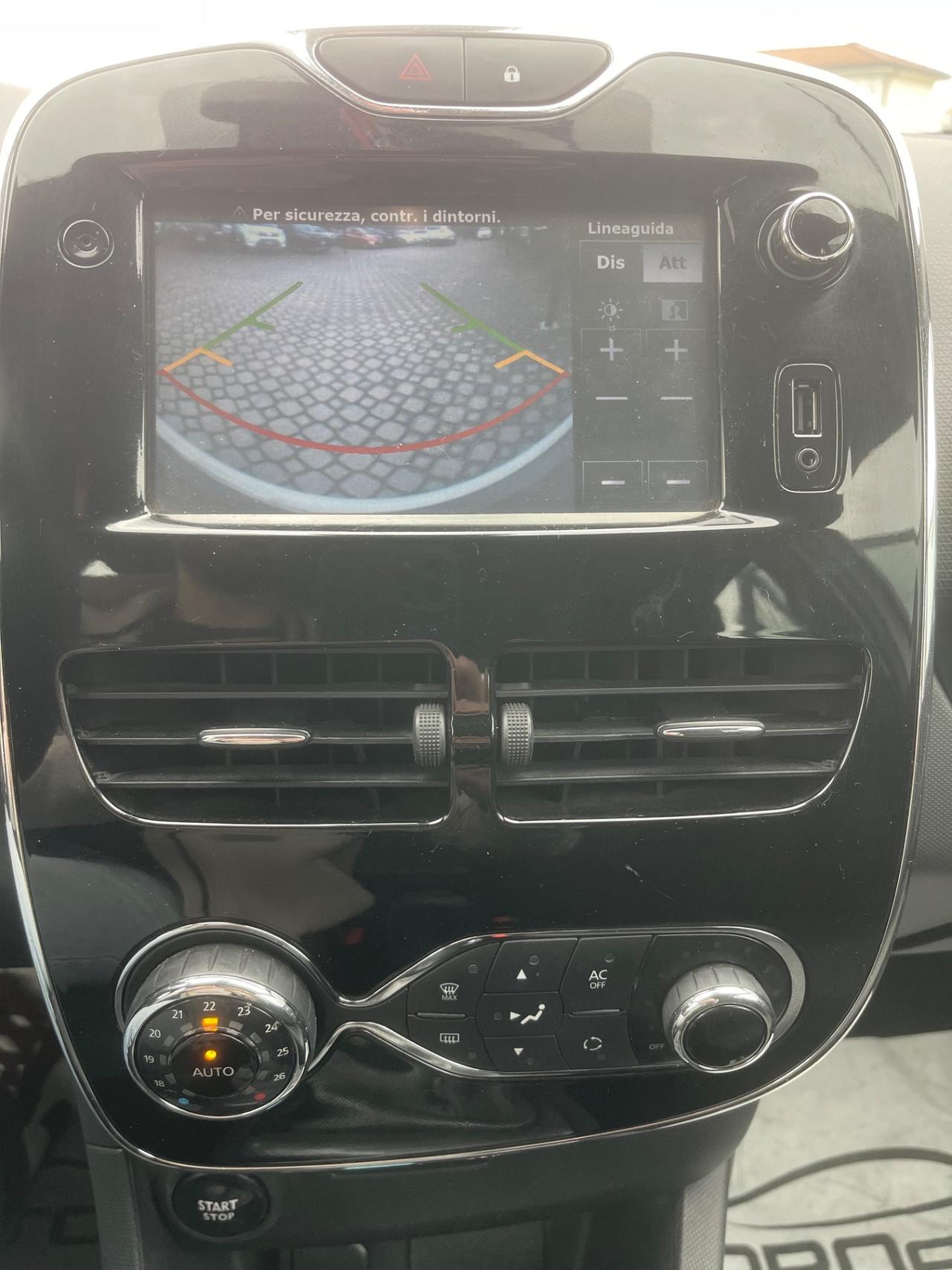 Renault Clio 1.2 75CV GPL 5 porte Costume National