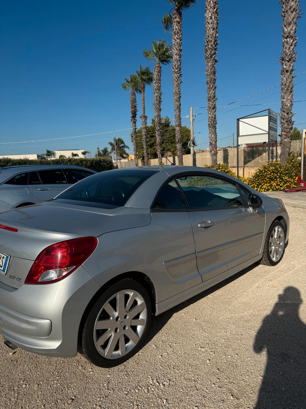 Peugeot 207 1.6 VTI 120 CV CC FELINE