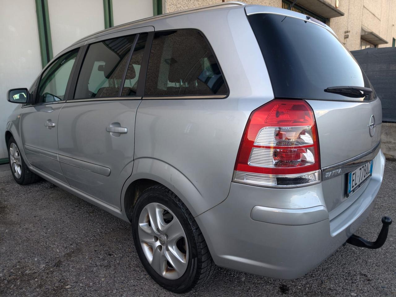 OPEL ZAFIRA 1.6 BENZINA EURO 5 GANCIO TRAINO 7 POSTI 2012