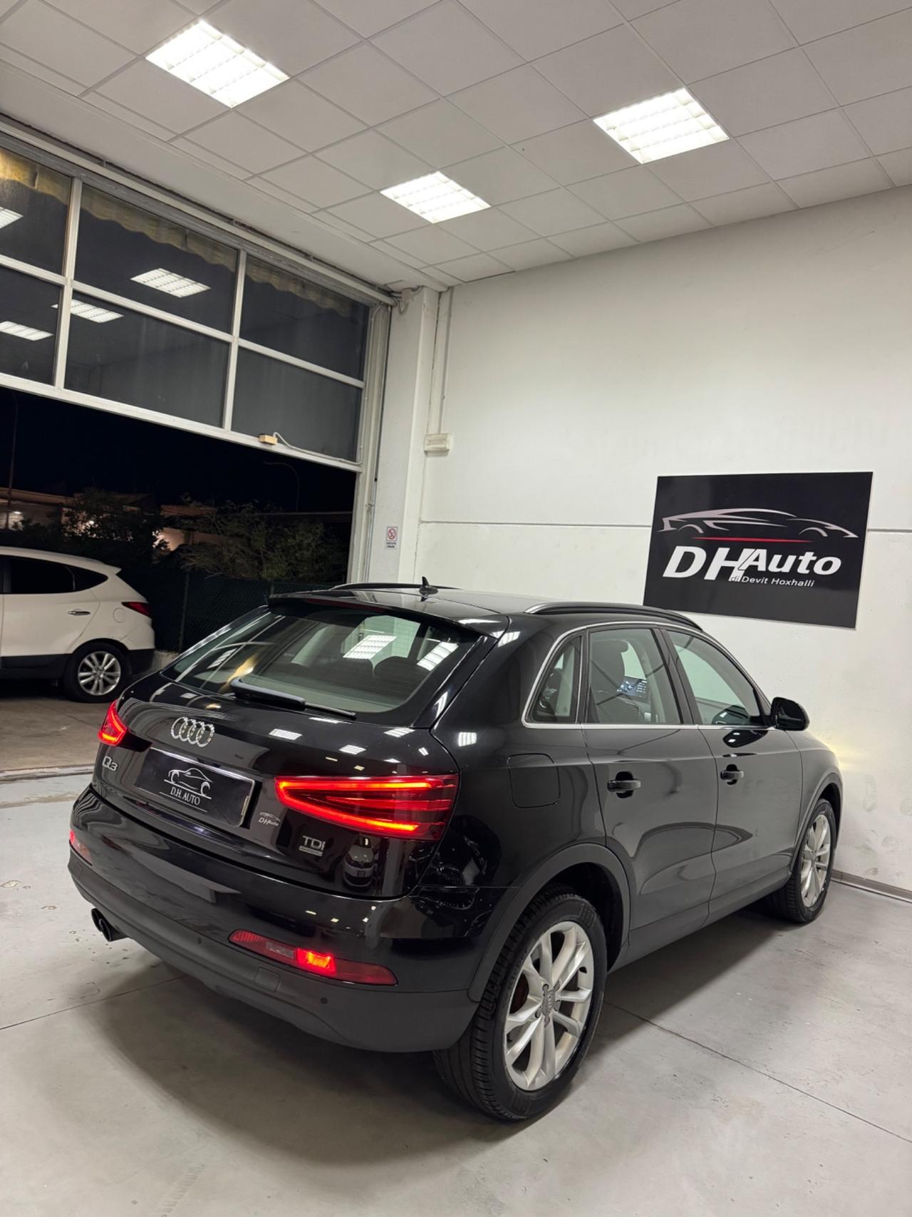 Audi Q3 2.0 TDI 177 CV quattro S tronic Business Plus