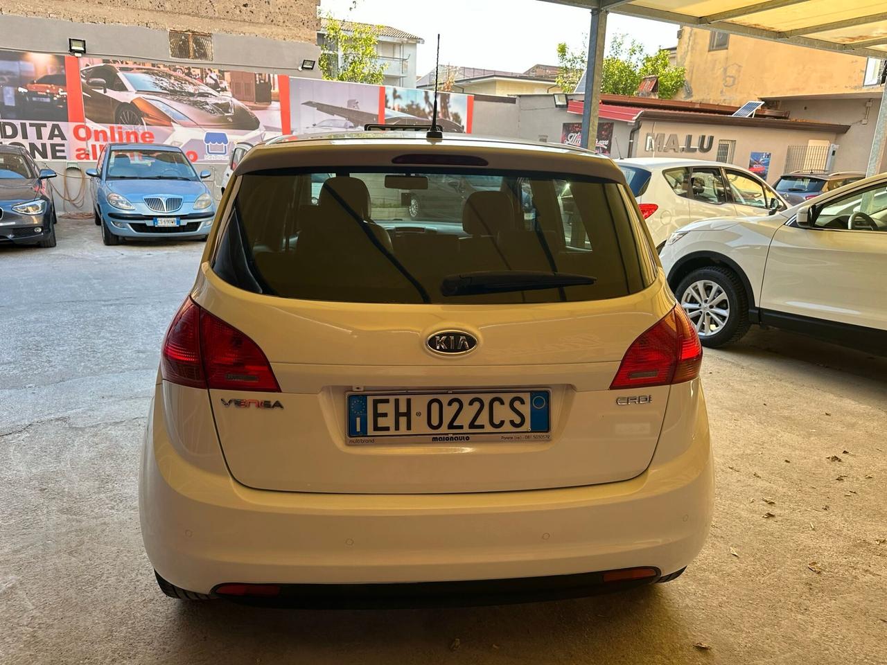 Kia Venga 1.6cc diesel 12 mesi garanzia-2011