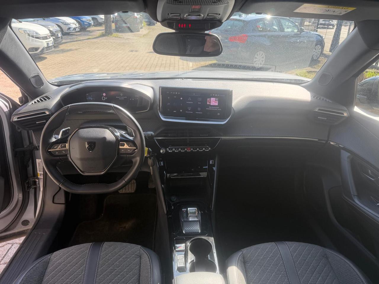 Peugeot 2008 BlueHDi 130 S&S EAT8 Allure