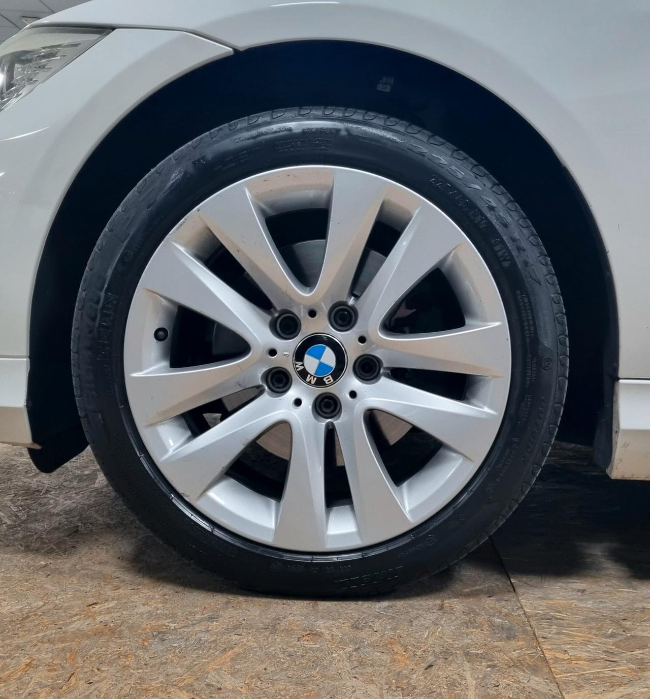 BMW 318d 2.0 DIESEL 143CV TOURING FUTURA