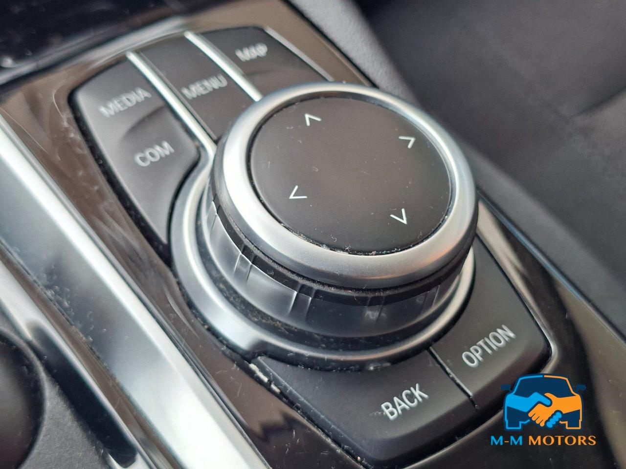 BMW 520 d Touring Luxury doppio treno di gomme