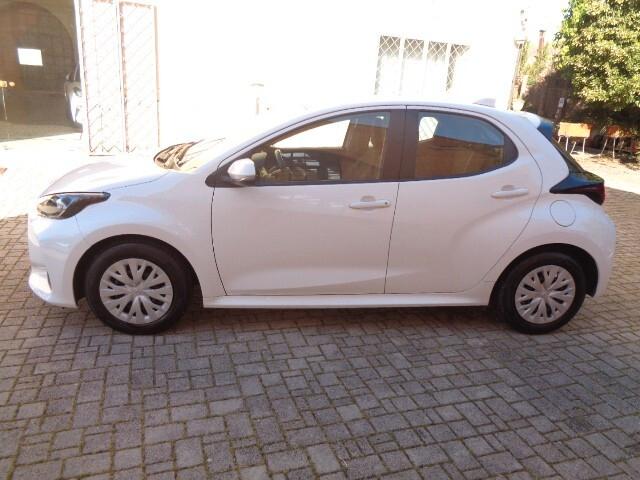 Toyota Yaris 1.0 5 porte Active 72 cv NESSUN VINCOLO DI FINANZIAMENTO