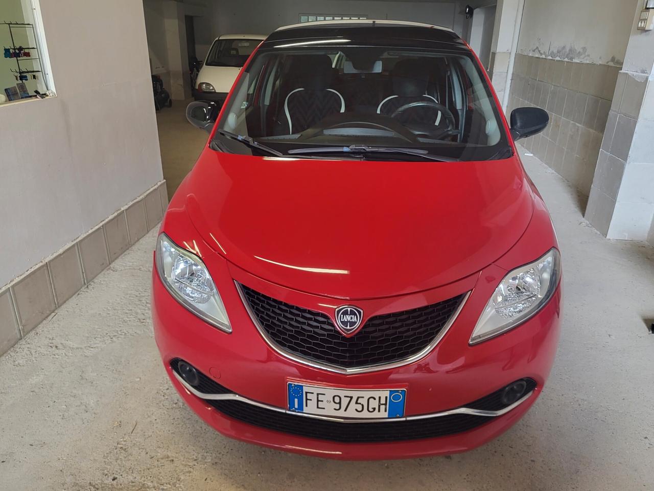 Lancia Ypsilon 1.2 69 CV 5 porte GPL Ecochic Gold